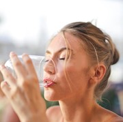 5 Minuman Jadul yang Ampuh Redakan Gejala Omicron, Semua Bisa Dibikin Sendiri!