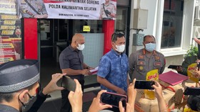 Gudang di Kalsel Digerebek, Aparat Temukan 31.320 Liter Minyak Goreng