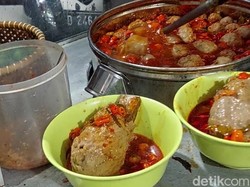 Cobain Pentol Ceker Begal yang Viral, Pedesnya Nampol!