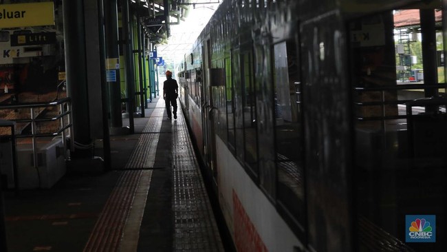 Menhub Pastikan Stasiun Gambir Layani KRL, Mau Tambah Lintasan