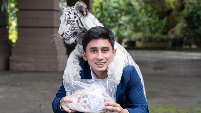 img-title Disebut Kaya Raya, Ternyata Ini Sumber Kekayaan Alshad Ahmad yang Kini Namanya Tengah Jadi Sorotan!