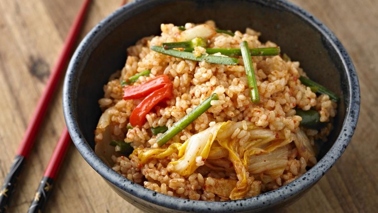 resep nasi goreng kimchi Fried Brown Rice with Kimchi.