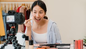 4 Trik untuk Perempuan Indonesia Gali Potensi Diri di Media Sosial