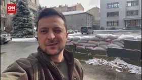 VIDEO: Kala Presiden Ukraina Sambut Musim Semi di tengah Invasi Rusia