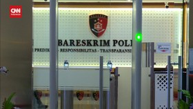 VIDEO: Polisi Periksa Youtuber Erwin Laisuman Dan Kekasih Indra Kenz
