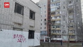 VIDEO: Kota Chernihiv Ukraina Porak-poranda Dihujani Rudal Rusia