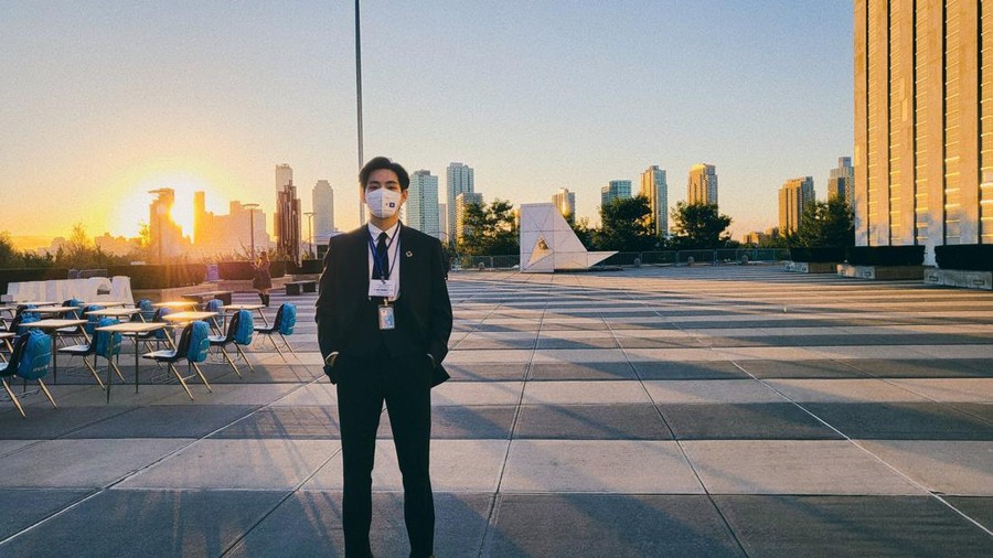 V BTS di gedung PBB New York, Amerika Serikat.