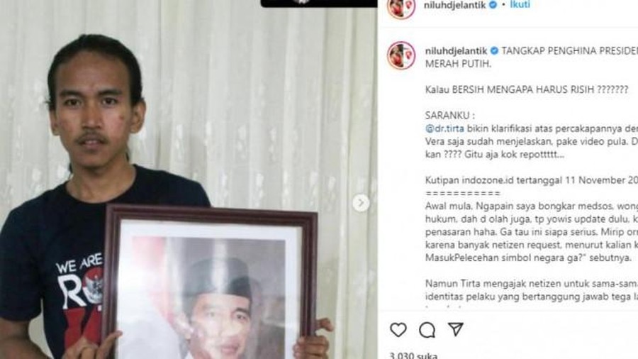 Adam Deni acungkan jari tengah ke Jokowi