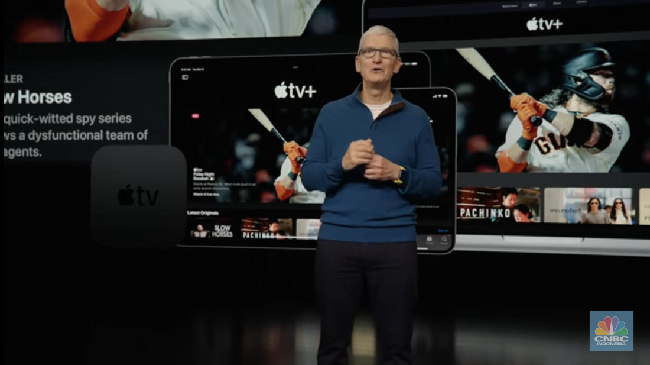 Tim Cook Buka-bukaan Soal Headset Augmented Reality Apple