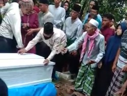 Jenazah Jamaludin Korban KKB di Papua Dimakamkan Keluarga di Lebak