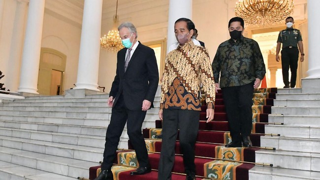 Menteri BUMN Erick Thohir menyebut Indonesia akan memimpin upaya pemerataan akses vaksin Covid-19, dan mendukung pembangunan ekonomi melalui partisipasi UMKM.