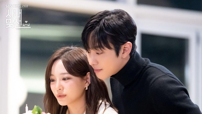 Business Proposal Kembali Raih Rating Tinggi, Kim Se Jeong dan Ahn Hyo Seop Sukses Jadi Pasangan Favorit