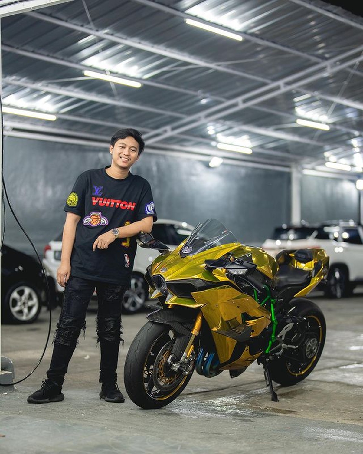 Doni Salmanan resmi ditahan terkait platform binary option Quotex&period; Yuk&comma; tengok lagi koleksi motor dan mobil mewahnya&excl;