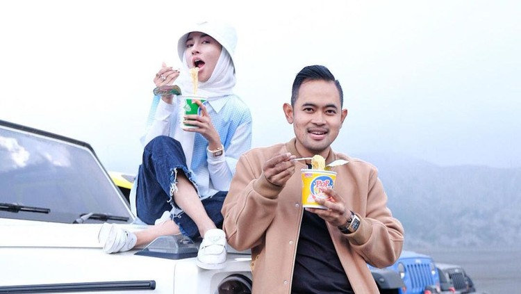 Shandy Purnamasari & Gilang Widya Pramana