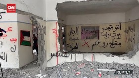 VIDEO: Militer Israel Hancurkan 2 Rumah Warga Palestina