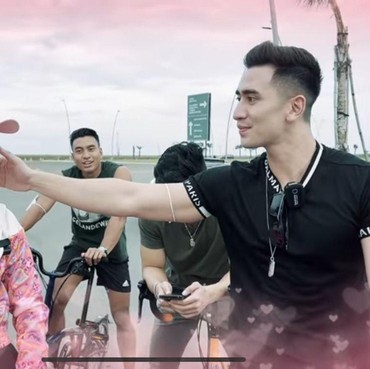 Diisukan Balikan, 7 Potret Verrell Bramasta & Natasha Wilona Sepedaan Bareng