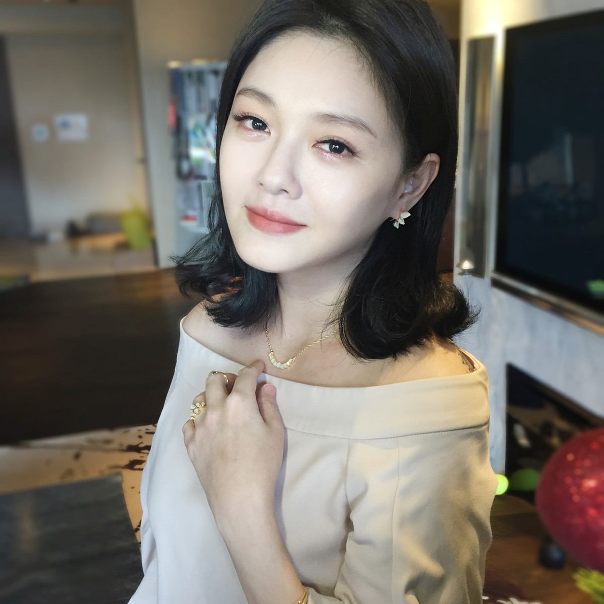 Barbie Hsu