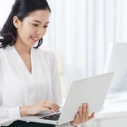 Puasa di Ruangan Ber-AC Bikin Kulit Makin Kering, Begini Cara Biar Kulit Sensitif Nggak Tambah Parah