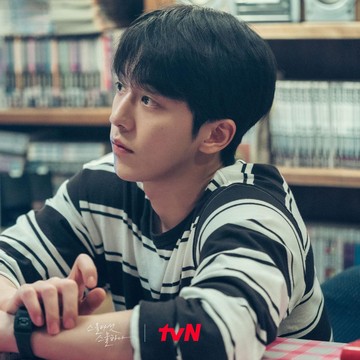 img-title 5 Tokoh Pria di Drakor Populer yang Paling Ingin Dijadikan Pacar 'Halu' Oleh Penonton