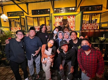 7 Potret Reuni Pemain Si Doel Anak Sekolahan, Lengkap Sampai Ada Munaroh