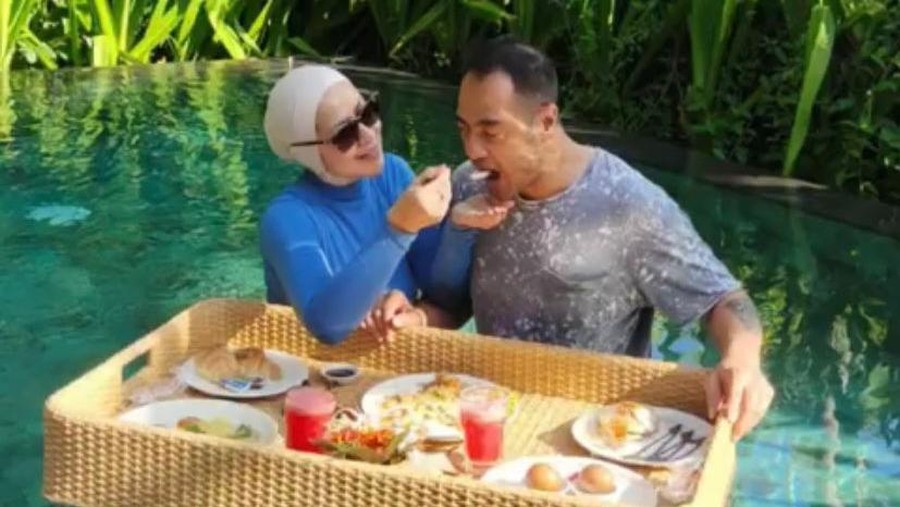 Venna Melinda dan Ferry Irawan Venna Melinda dan Ferry Irawan