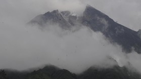 Gunung Merapi Luncurkan 70 Kali Guguran Lava Selama Sepekan