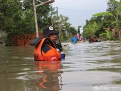 Dua Sungai Jombang Meluap, Banjir Rendam 4.334 Rumah di 21 Desa
