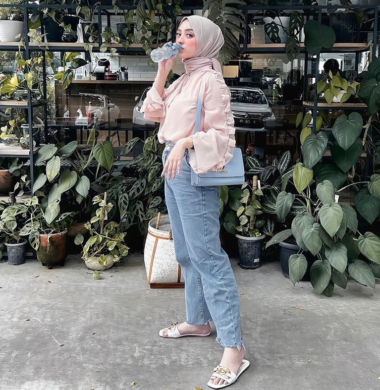 Dinan Fajrina Dinan Fajrina