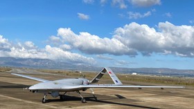 Ukraina Klaim Kembali Tenggelamkan Kapal Rusia Pakai Drone Turki