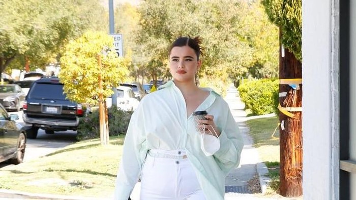 Playful dan Seksi, Ini Gaya Barbie Ferreira dari Euphoria yang Mencuri Perhatian Playful dan Seksi, Ini Gaya Barbie Ferreira dari Euphoria yang Mencuri Perhatian