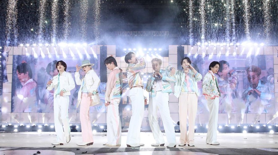 Konser BTS 2022 Konser BTS 2022