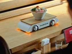 Keren! Ramen Ini Disajikan Pakai Mobil Self-Driving Mini