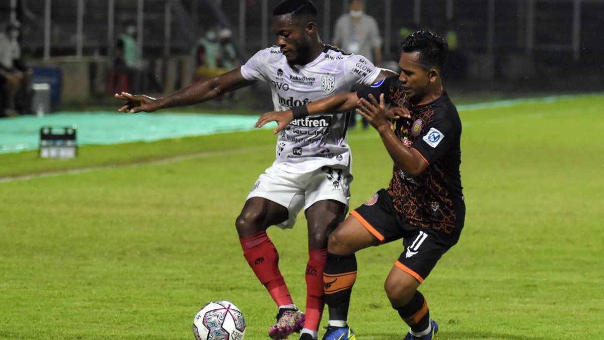 FOTO: Bali United Menjauh dari Persib di Liga 1