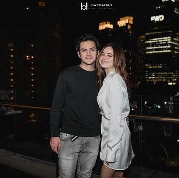 Syifa Hadju Mesra Gandeng Reza Rahadian, Ekspresi Rizky Nazar Disorot