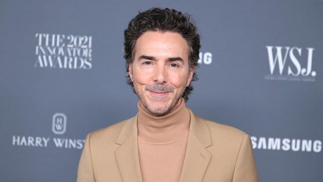 Sutradara The Adam Project Shawn Levy mengungkapkan fokus kariernya berubah usai berbincang-bincang dengan Johnny Depp.