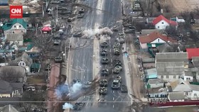 VIDEO: Pasukan Rusia Makin Dekati Kyiv, Ini Yang Dilakukan AS
