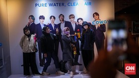 Keseruan ARMY Nantikan Konser BTS Permission to Dance on Stage