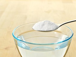 10 Alasan Kenapa Kamu Wajib Punya Baking Soda di Rumah, Bukan Cuma buat Masak!