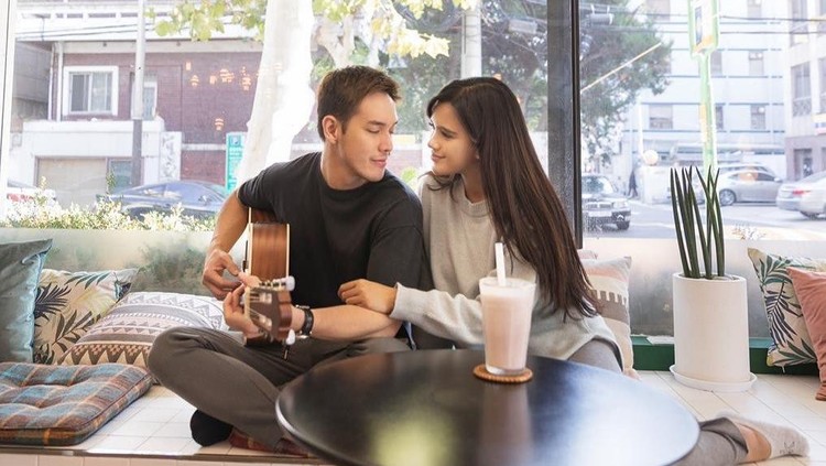 Audi Marissa & Anthony Xie Romantis Saat Makan Bareng