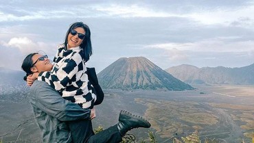 Wajah Pucat & Mata Sembab Awkarin Usai Putus dari Gangga