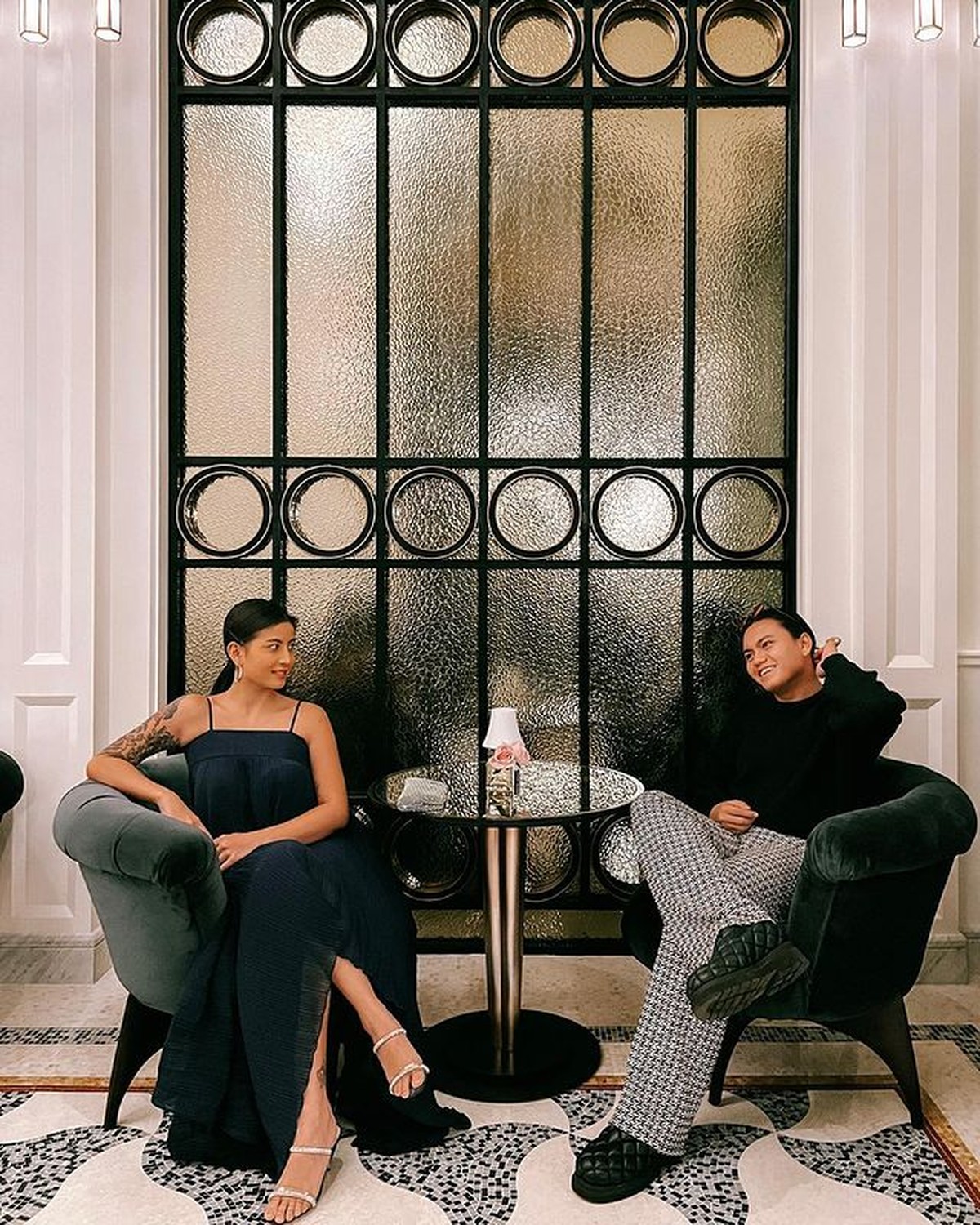 Awkarin dan Gangga Kusuma diketahui telah lamaran bahkan segera menikah namun diisukan putus&period; Yuk&comma; intip potretnya&excl;