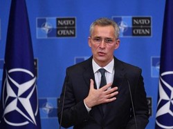 Bos NATO Minta Eropa Tingkatkan Produksi Senjata untuk Bantu Ukraina
