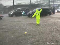 Hujan Deras, Perempatan Taman Dayu-By Pass Pandaan Pasuruan Banjir