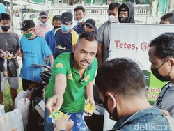 Snapshots: Cemplon, Penjual Pensil-Obat Panu di Klaten yang Terkenal Kocak
