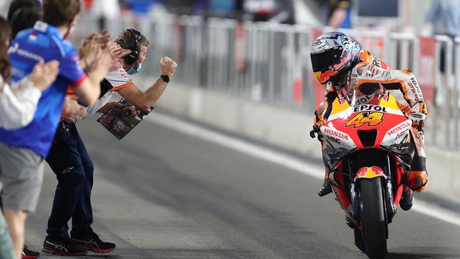 Pol Espargaro Ungkap Momen Mengerikan di MotoGP Jerman Pembalap Honda Pol Espargaro mengungkapkan momen mengerikan di MotoGP Jerman 2022 di Sirkuit Sachsenring, Minggu (19/6).