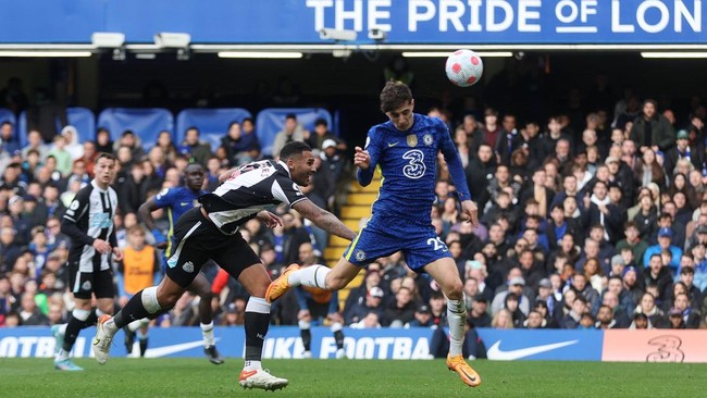 Chelsea mengalahkan Newcastle United dengan susah payah usai menang 1-0 pada pekan ke-29 Liga Inggris di Stamford Bridge, Minggu (13/3).