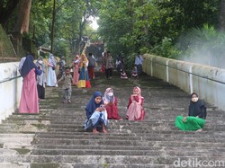 Terpecahkan! Ternyata Segini Jumlah Anak Tangga Makam Raja di Imogiri