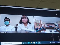 Adam Deni Jalani Sidang Perdana Kasus ITE Secara Virtual