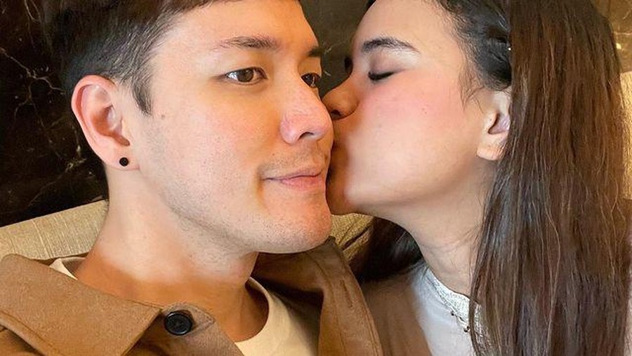 Pengakuan mengejutkan dari Anthony Xie bahwa sang istri Audi Marissa yang dulu Islam kini menganut Kristen. Yuk, intip potretnya!