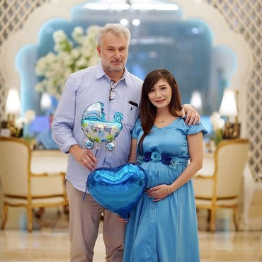 Setahun Kepergian Suami, Baby Margaretha Masih Rasakan Sesak di Hati